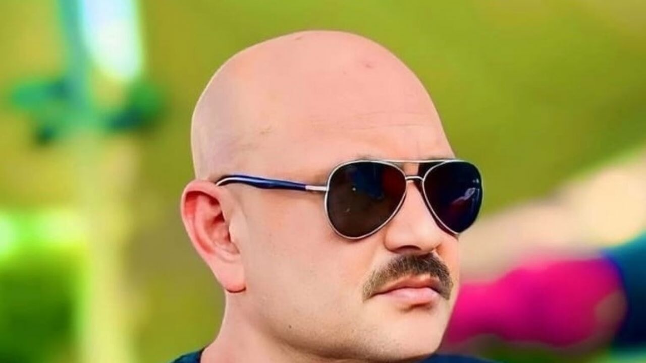 Mezarlıkta ağaca asılı halde bulundu