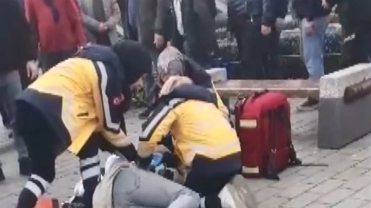 Fatih Mısır Çarşısı'nın girişinde cinayet