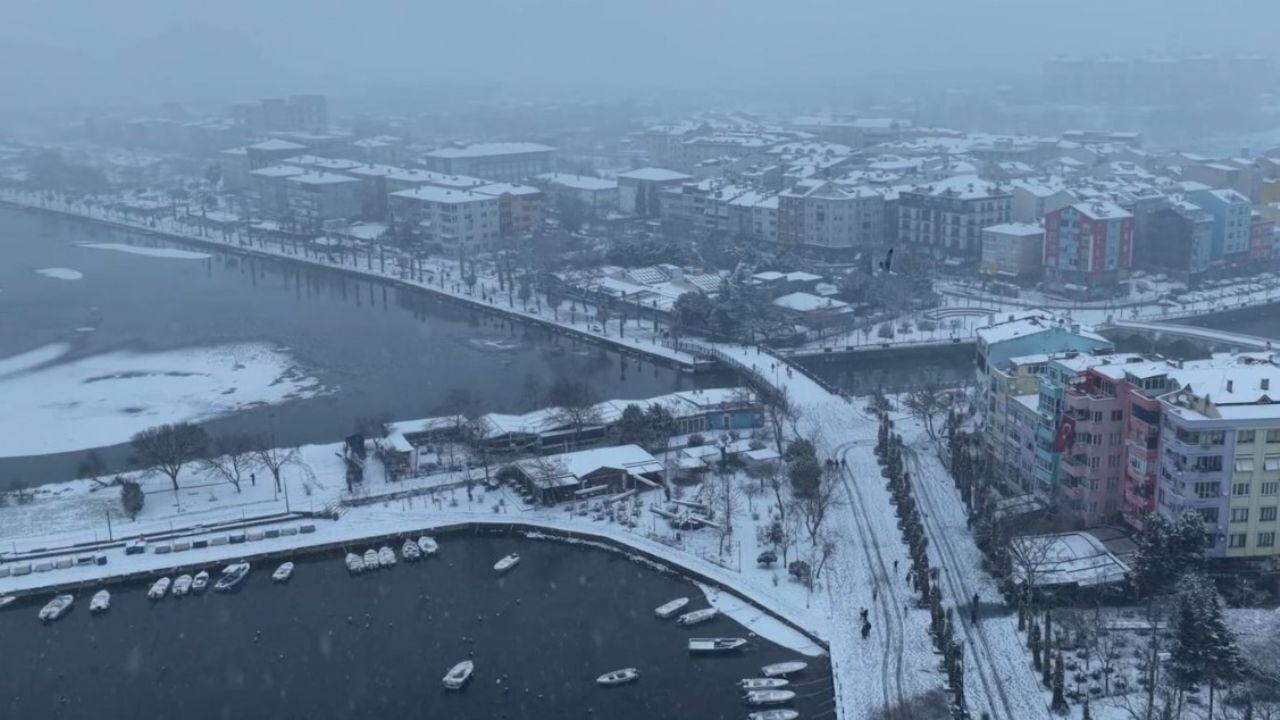 60 ile uyarı… İstanbul'a kar geliyor!