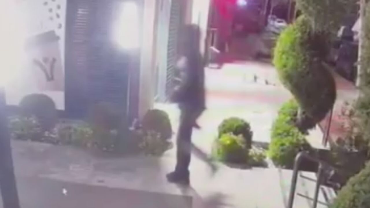 17 yaşında, husumetlisine kurşun yağdırdı