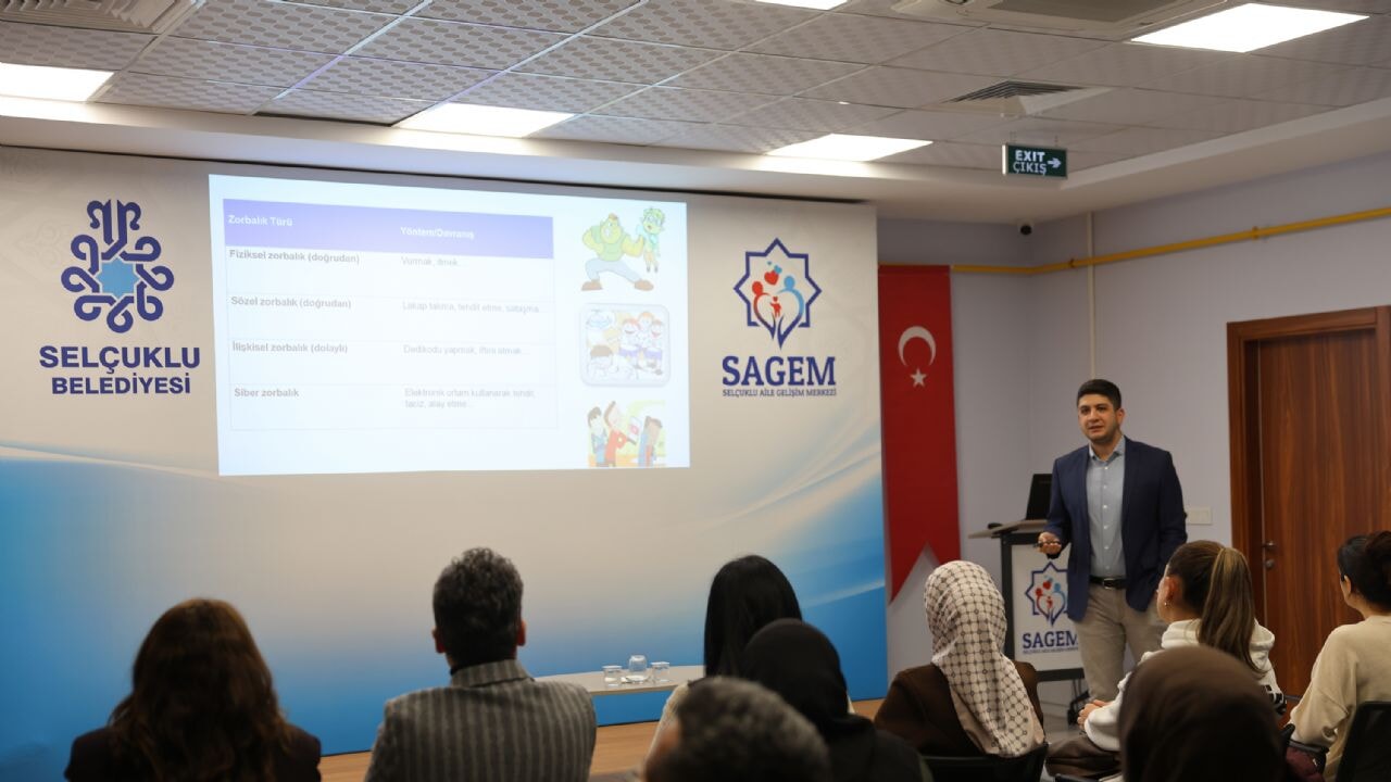 SAGEM'DEN AİLELERE AKRAN ZORBALIĞI İLE MÜCADELE SEMİNERİ