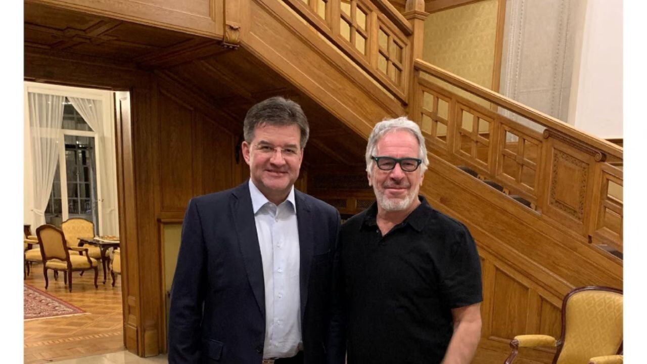 Epstein belgeleri nedeniyle ilk istifa Slovakya'dan geldi