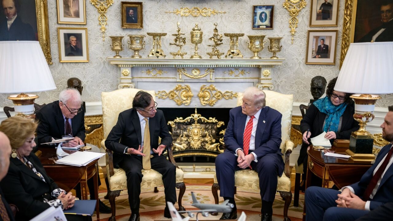 Petro, Beyaz Saray'da... 'Kolombiya'yı seviyorum'