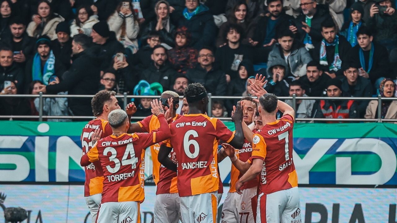 Galatasaray yenilmezlik serisini 9 maça çıkardı
