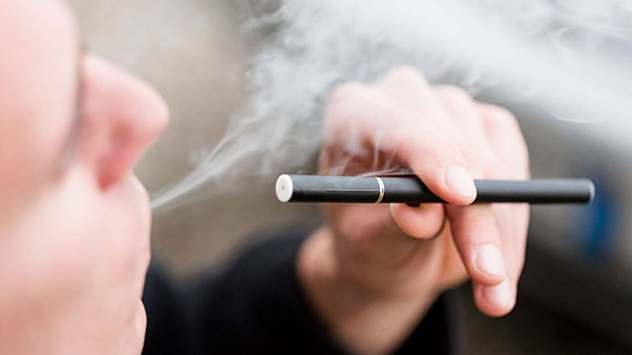 'Elektronik sigara bırakma yolu değil, bağımlılığın yeni formudur'