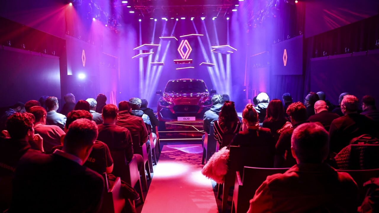 Türkiye'nin en çok satan otomobili yeni nesliyle Türkiye'de