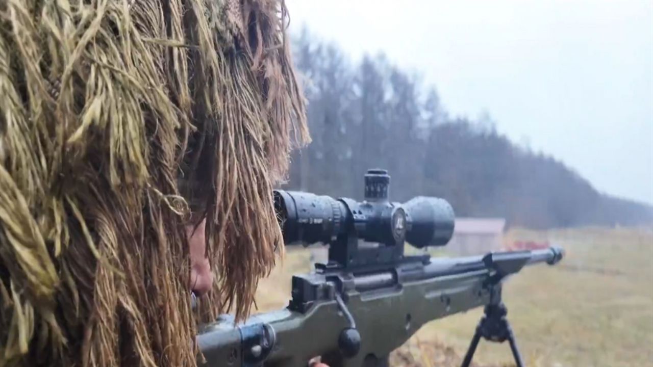 Mehmetçik'ten keskin nişancılık faaliyeti