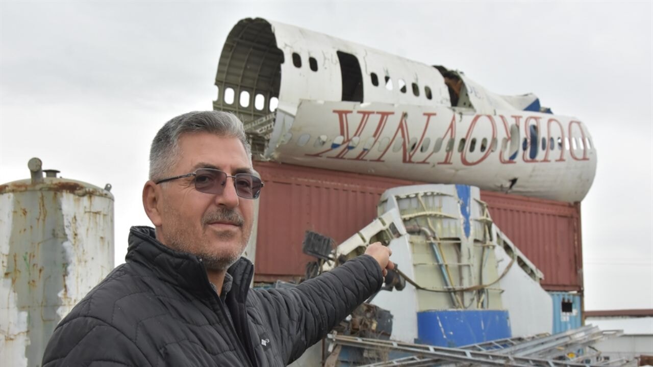 Boeing 747'yi 2,5 milyon TL'den satıyor