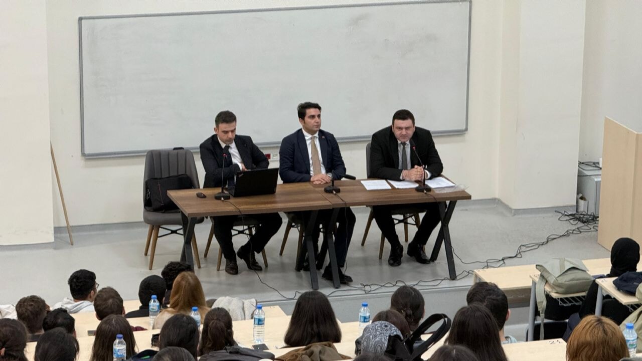 'IBAN'ını veren yanar'... Savcılık üniversitelileri uyardı