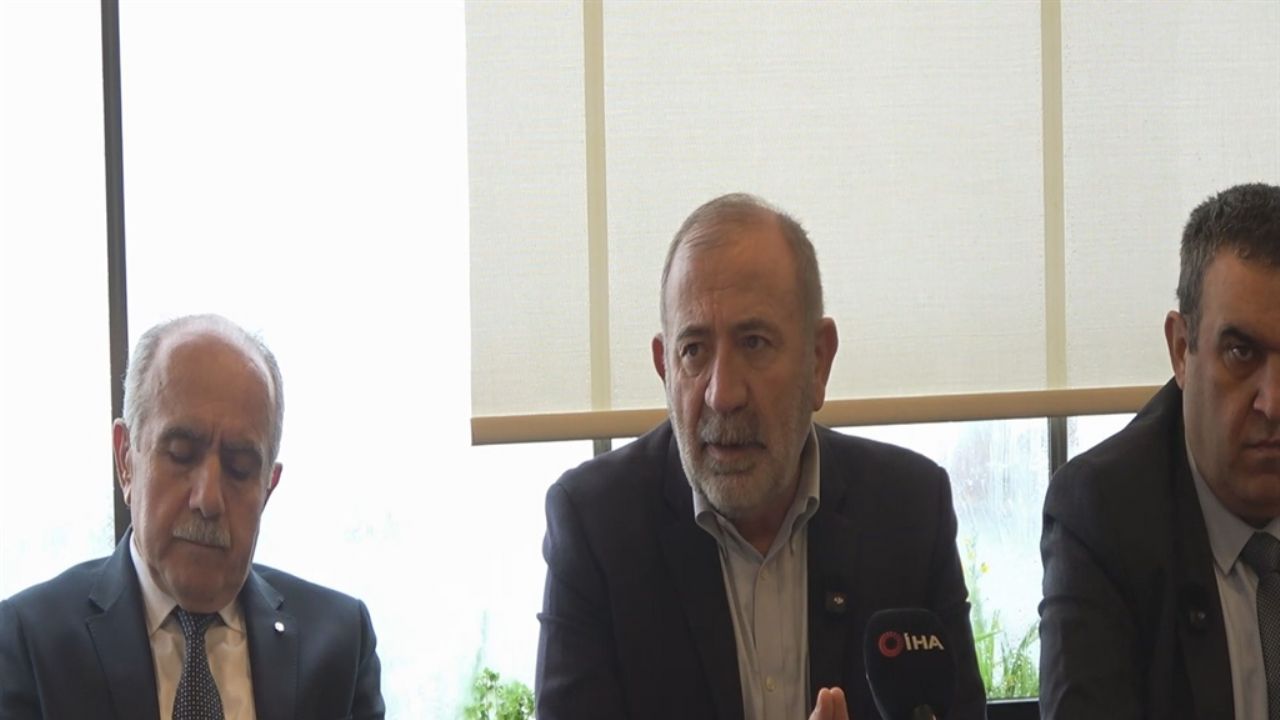 Gürsel Tekin: Partimizi fabrikaya ayarlarına döndüreceğiz