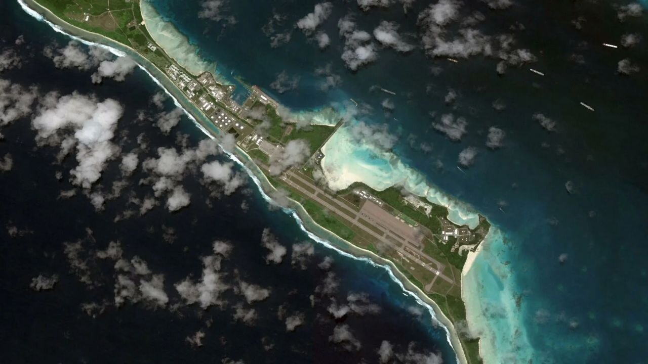 Trump: 'ABD'nin Diego Garcia'da bulunan havaalanını kullanması gerekebilir'