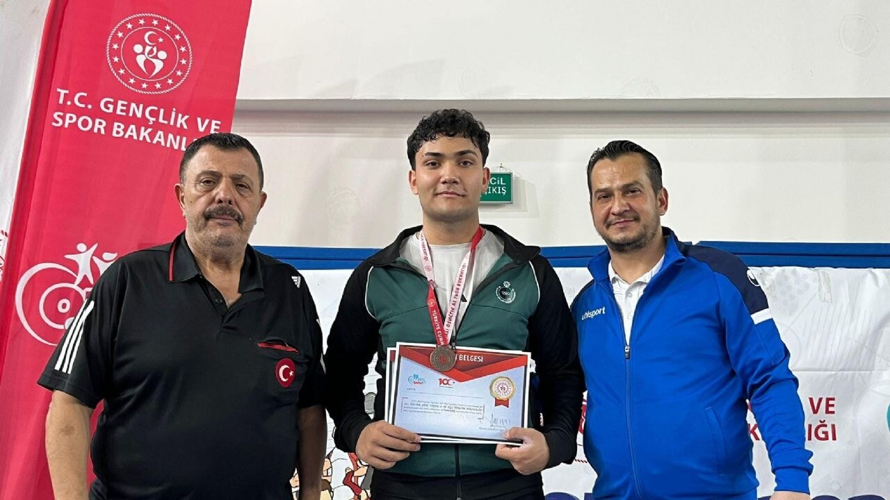 KARATAY BELEDİYESPOR'DAN TÜRKİYE ŞAMPİYONLUĞU VE 2 BRONZ MADALYA