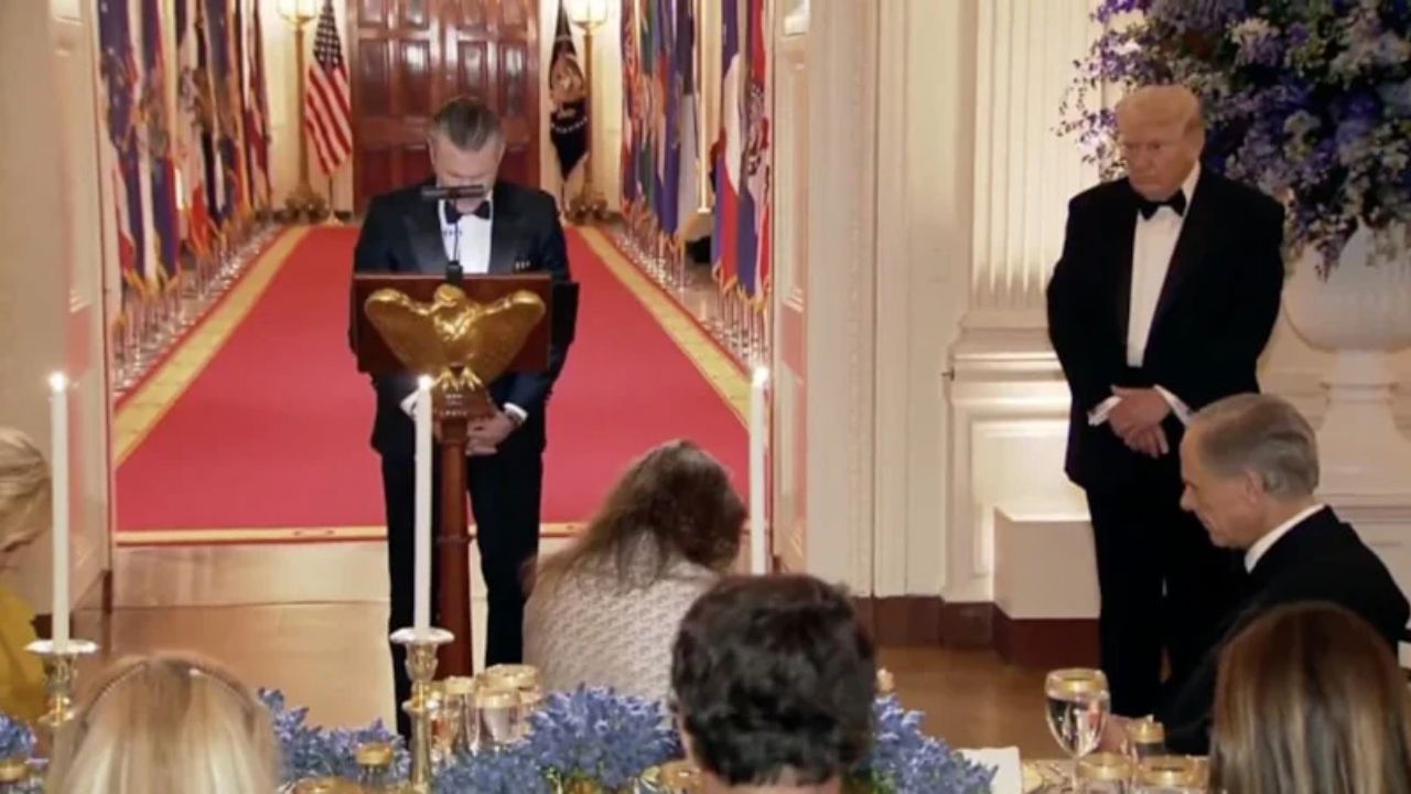 Donald Trump savaş duası yaptırdı