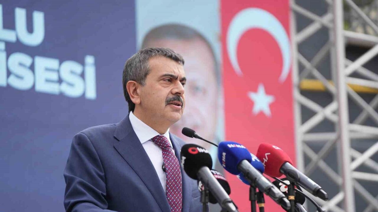 Bakan Tekin'den müjde: 'Akademi eğitimi biter bitmez atamalarını yapacağız'