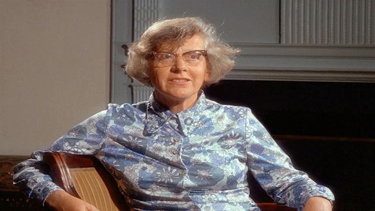 Ölen profesörün külleri Antalya'daki kazı alanına serpildi