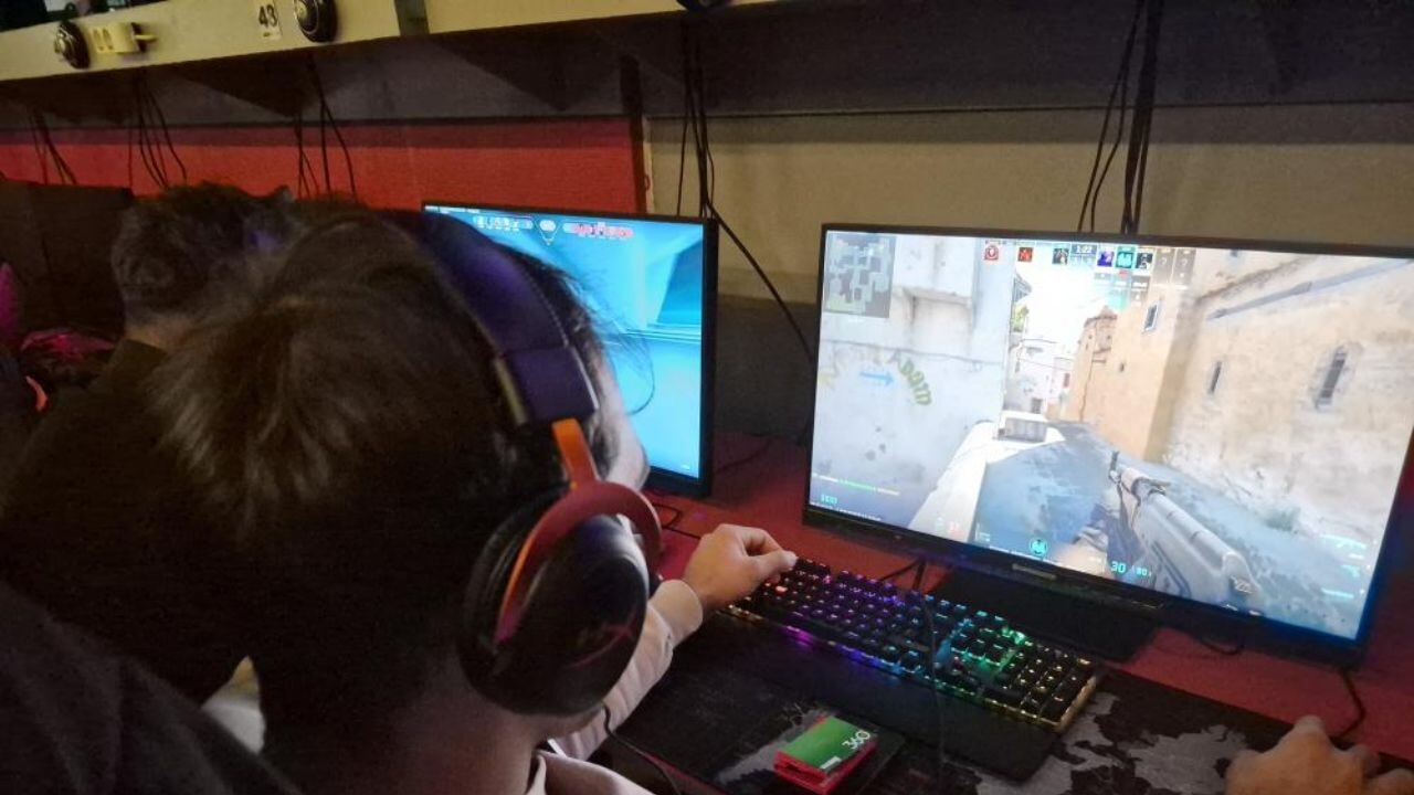 Çip kıtlığı internet kafeleri vurdu