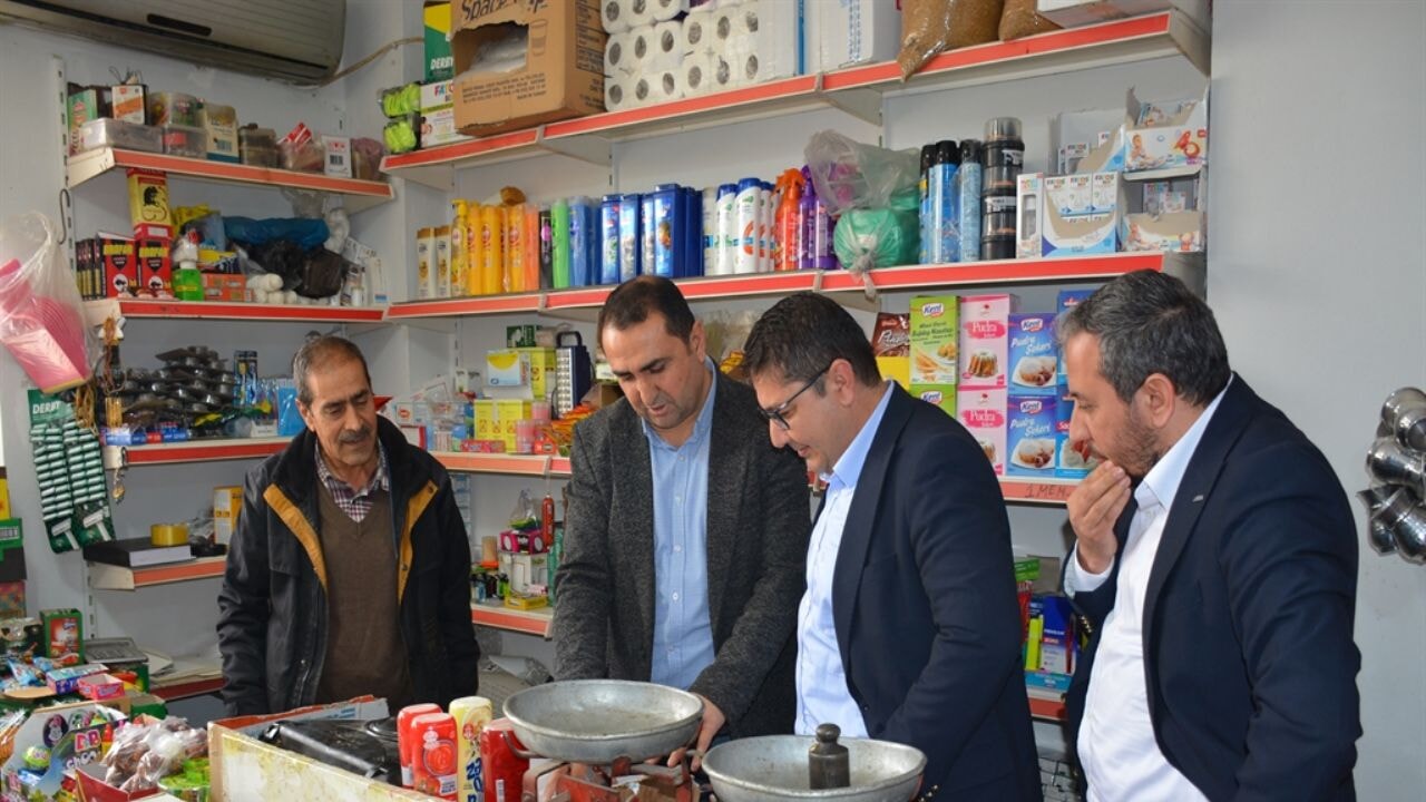 'Zimem defteri' geleneği ile 3 esnafın borcu ödendi