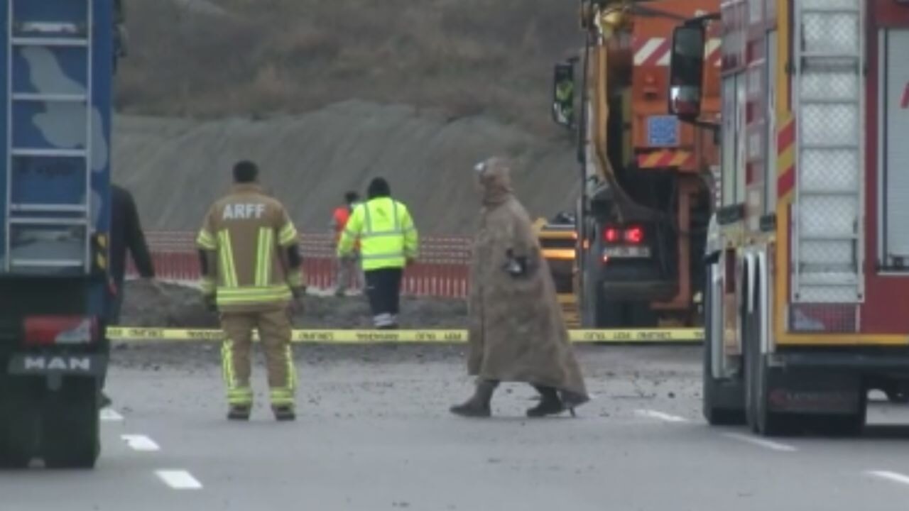 Balıkesir'de F-16 uçağı düştü!.. Pilot şehit oldu
