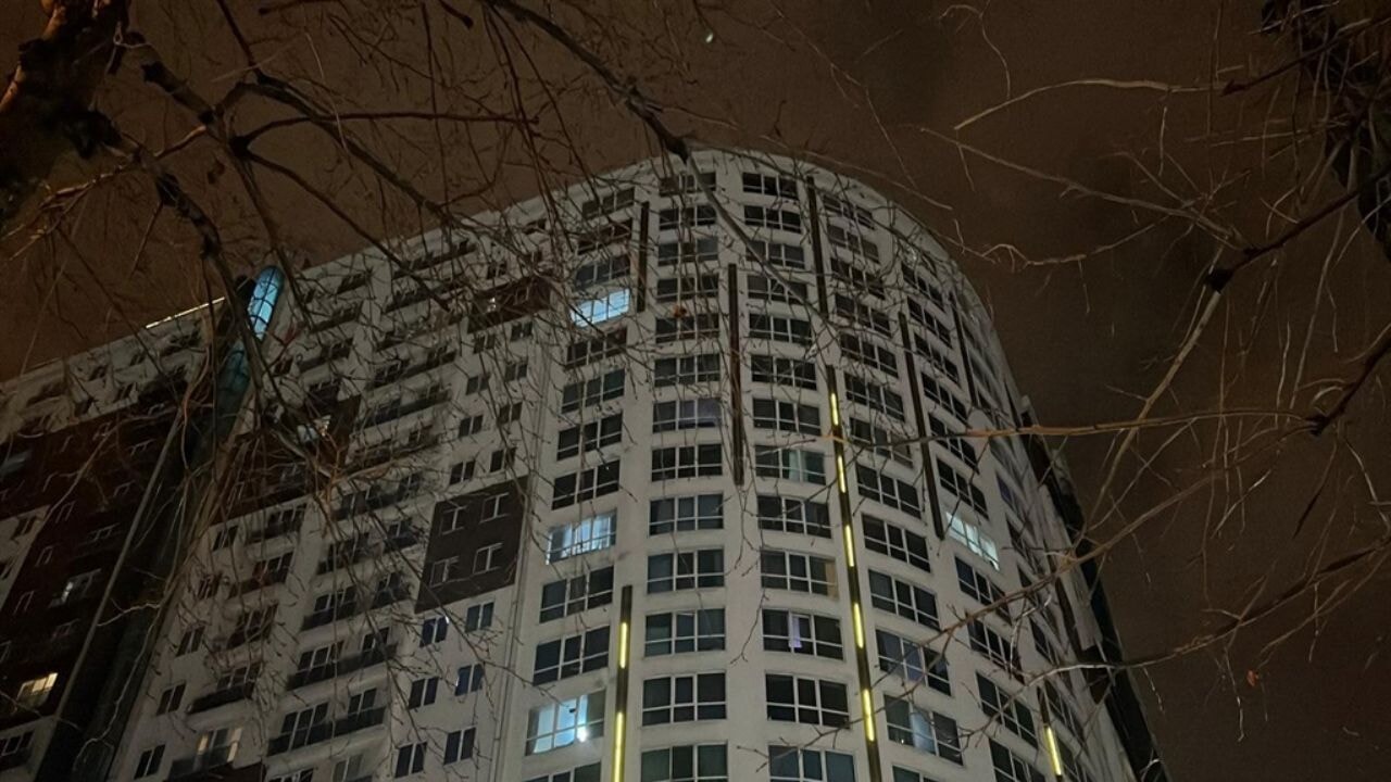 Esenyurt'ta 2 kişi ölü bulundu