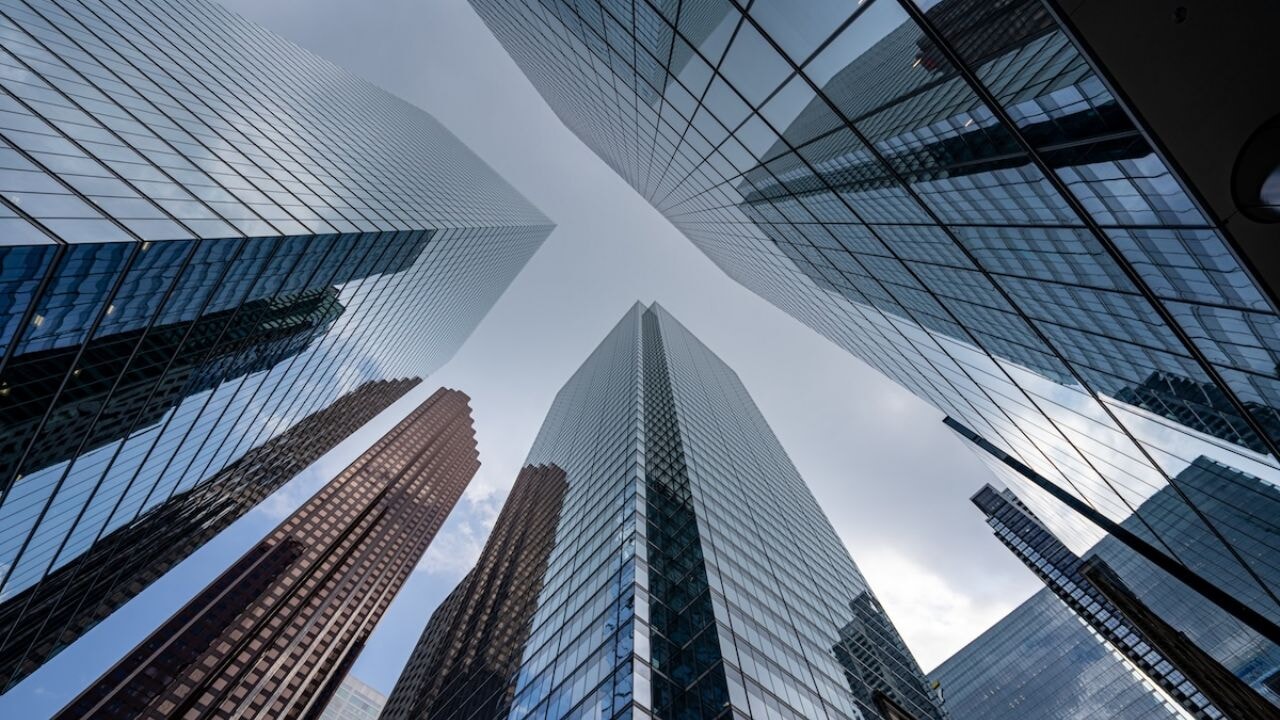 Dilipak'tan eleştiri: 'Hani onlara benzemeyecektik...'