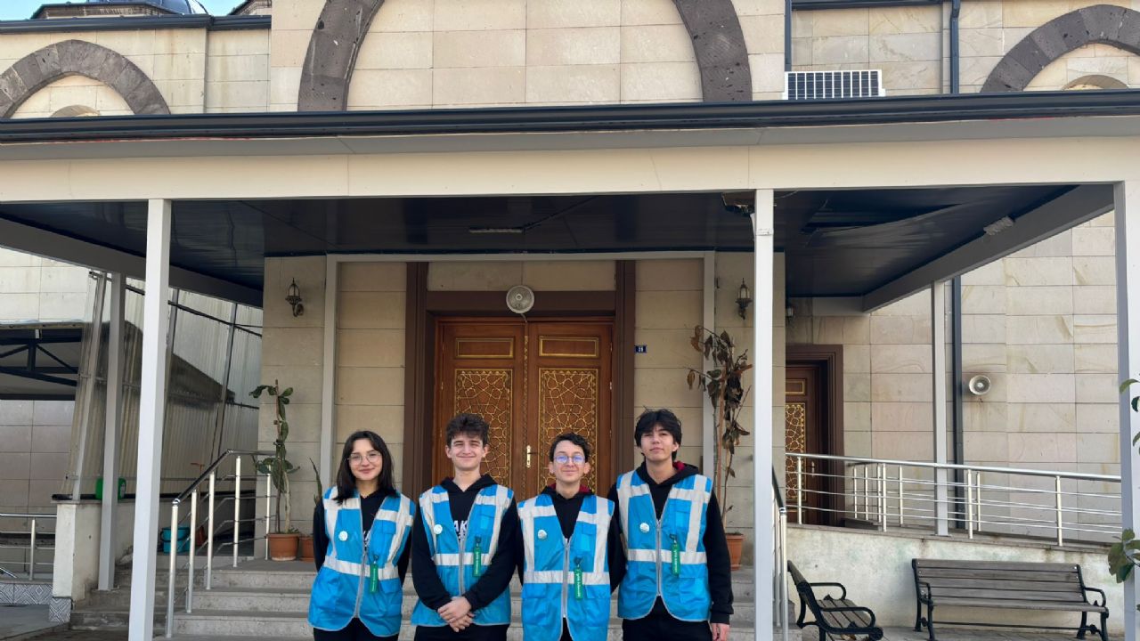 Alaettin Kurt Anadolu Lisesi öğrencileri iyilikte yarışıyor