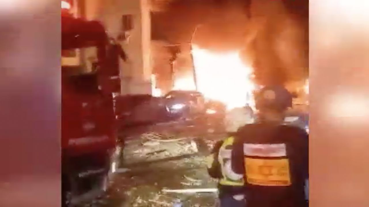 İran, Tel Aviv'i vurdu