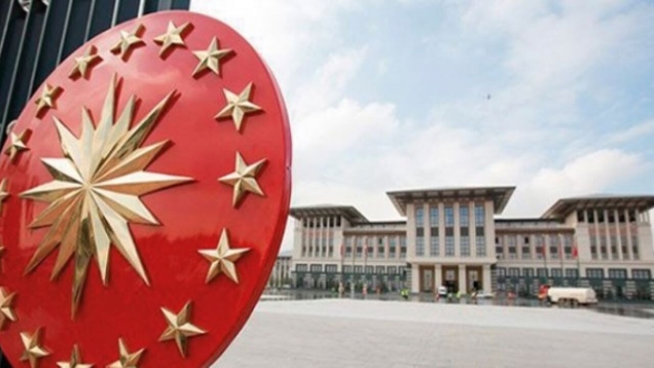 Timetürk yazarı Akgün kaleme aldı: Başkanlık Sistemi'ni geleceğe taşıyacak kurumlar