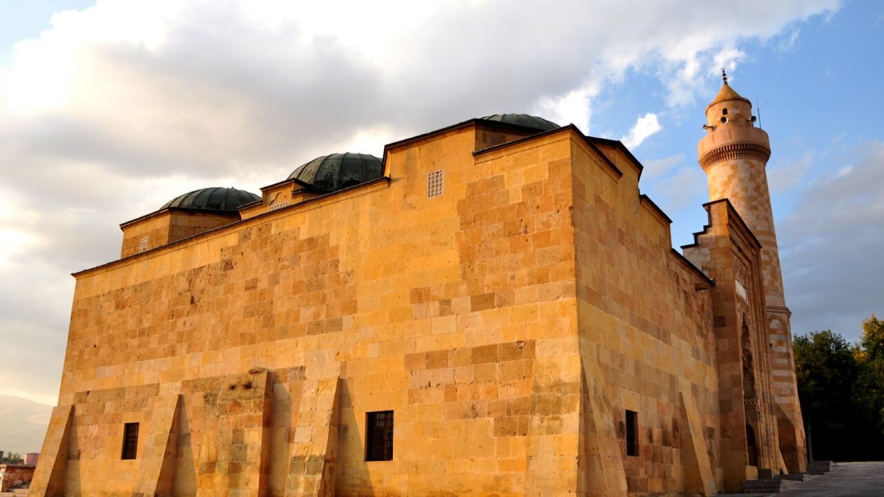 800 yıllık Selçuklu camisininn özellikleri