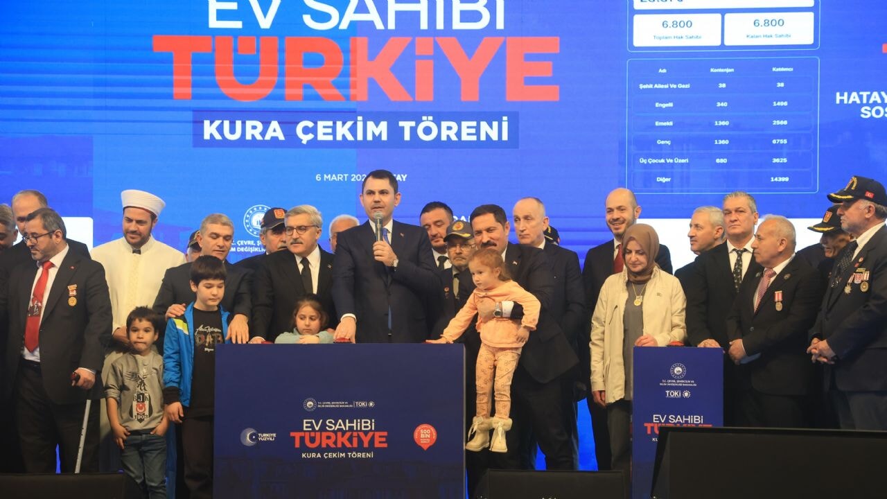 Hatay'da 13 bin 289 konutun kura çekim töreni gerçekleşti