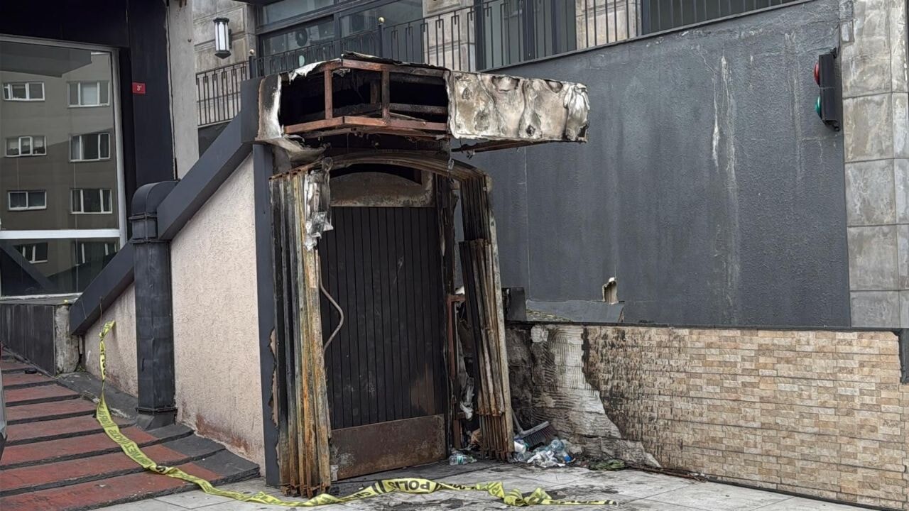 Beşiktaş'ta gece kulübü kundaklandı, işyeri sahibi öldürüldü