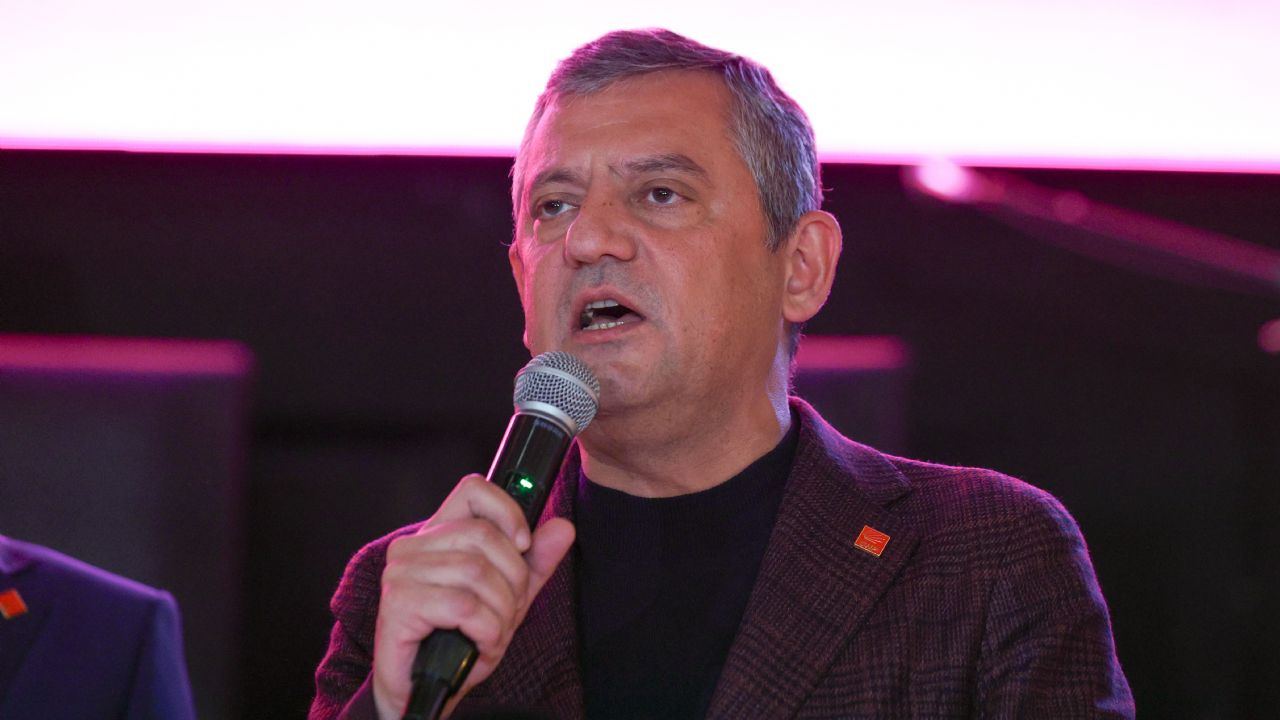 Özgür Özel'den 'Trump düzeni'ne rest