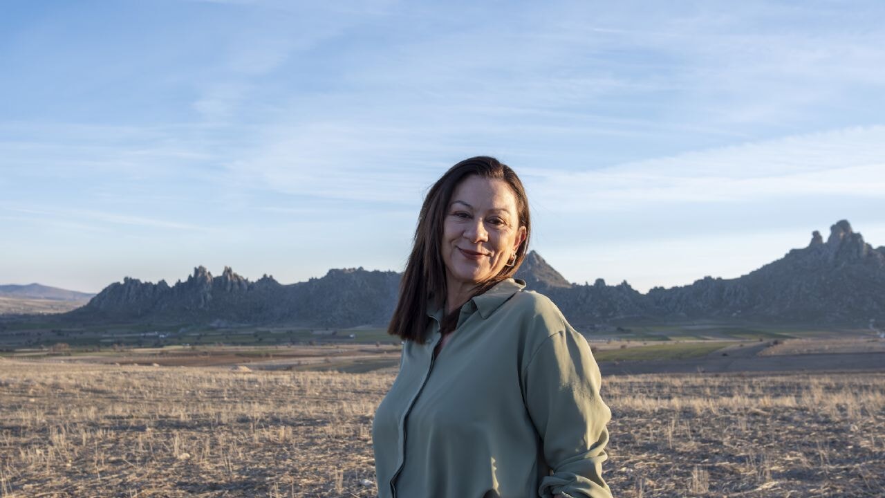 Gönül Dağı ailesine usta bir sanatçı daha katıldı: Hülya Şen