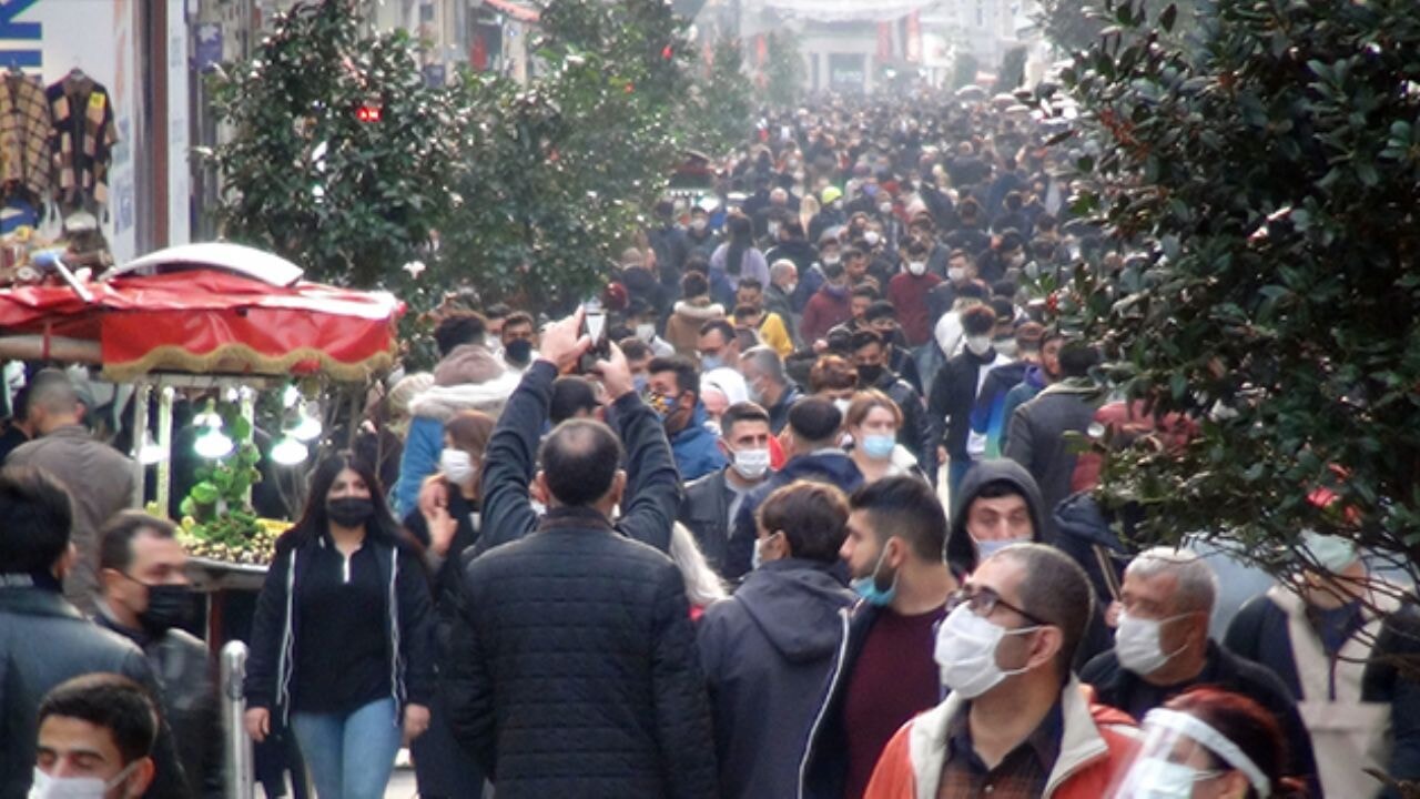 Timetürk yazarı Akgün kaleme aldı: 'İnsan olmak'tan ne anlıyorsunuz?