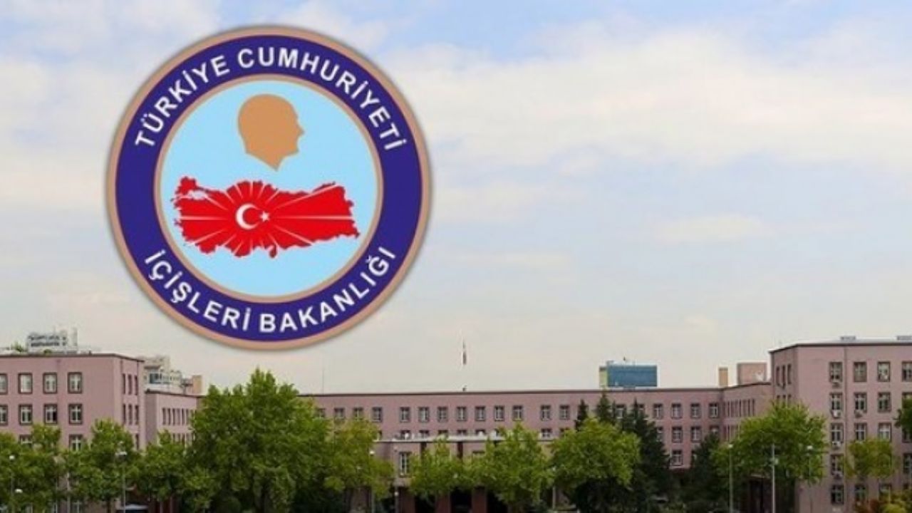 Kırmızı bültenle aranan suçlular Türkiye'ye getirildi