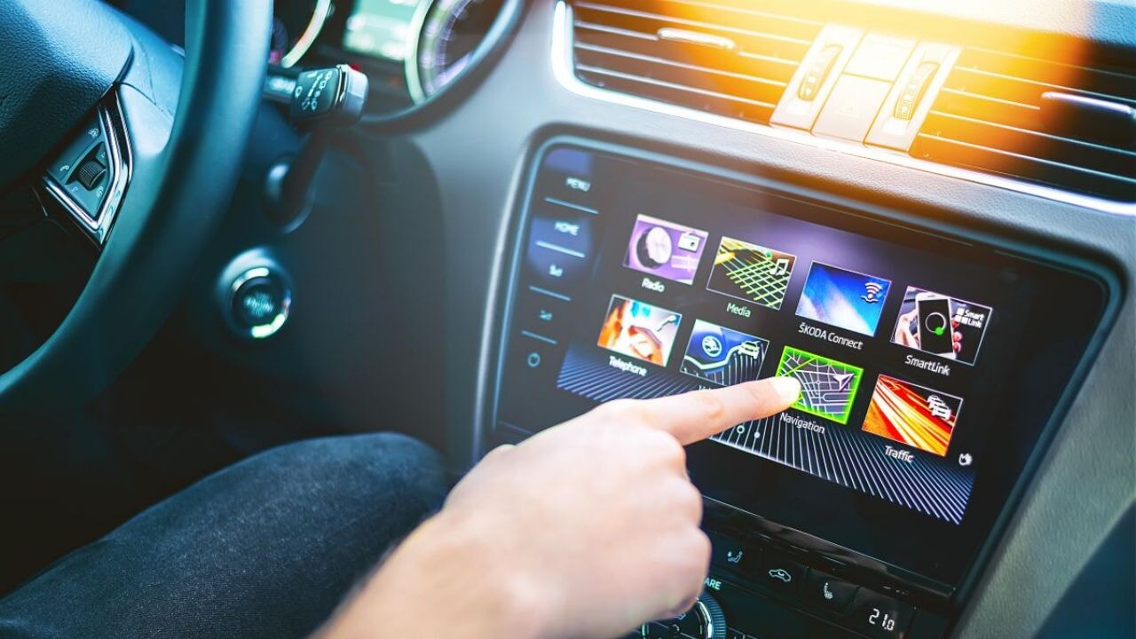 Bakan Çelik'ten 'multimedya düzenlemesi' ayrıntıları