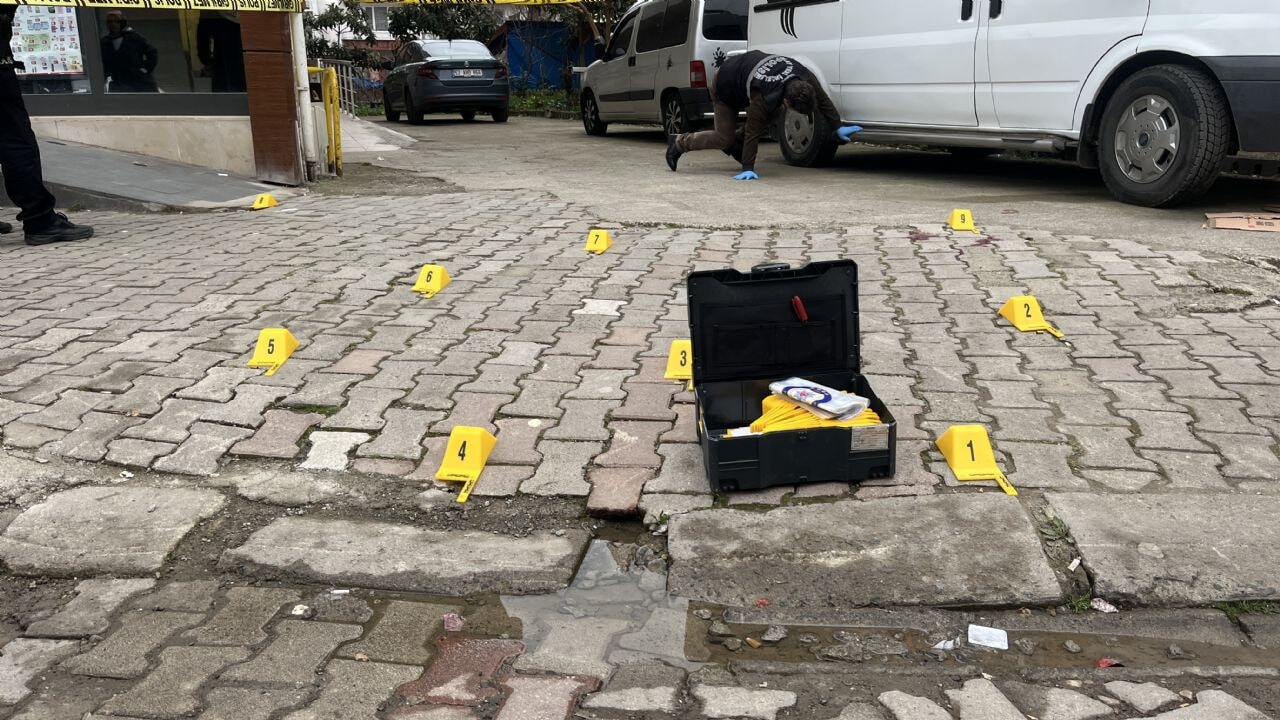 Sokak ortasında 10 kurşunlu infaz