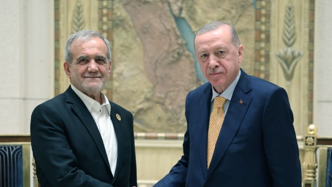 Pezeşkiyan'dan Cumhurbaşkanı Erdoğan'a teşekkür