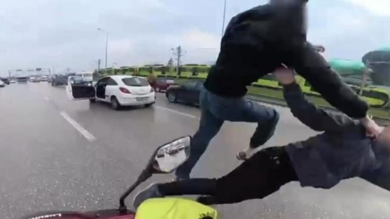 Timetürk yazarı Yurdal Kılıçer, trafikte bir anlık öfkenin maliyetini madde madde yazdı