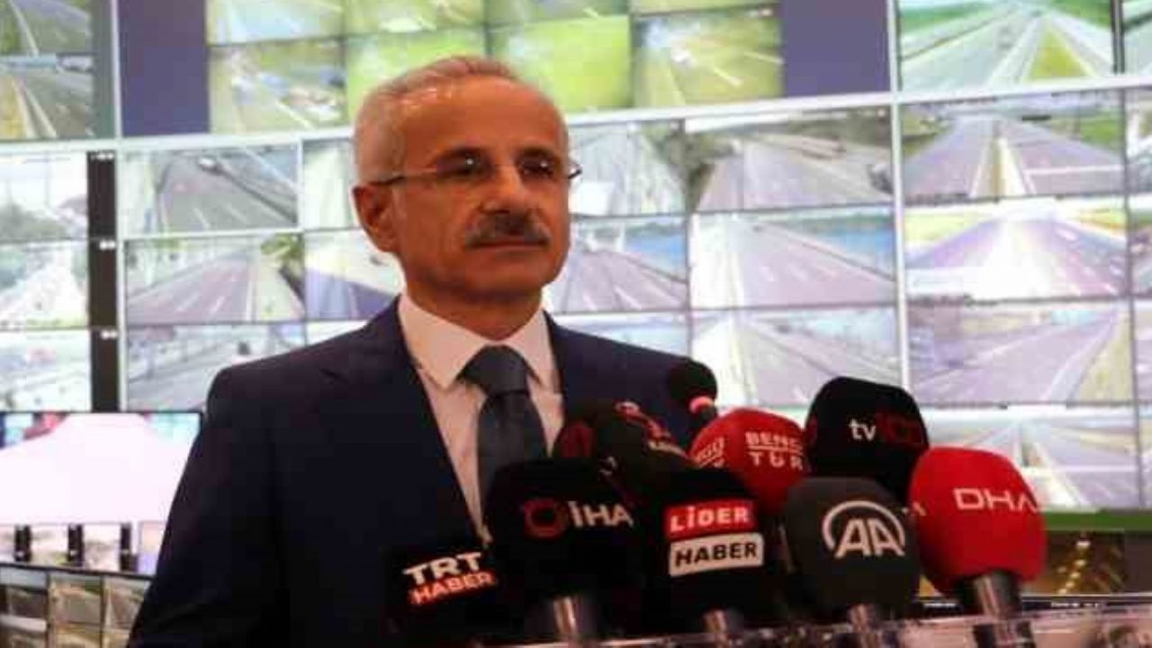 Bakan Uraloğlu'dan Hürmüz Boğazı'ndaki Türk gemileriyle ilgili açıklama