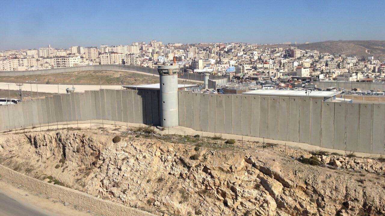 İşgalci İsrail, Batı Şeria'yı ikinci bir duvarla bölüyor!