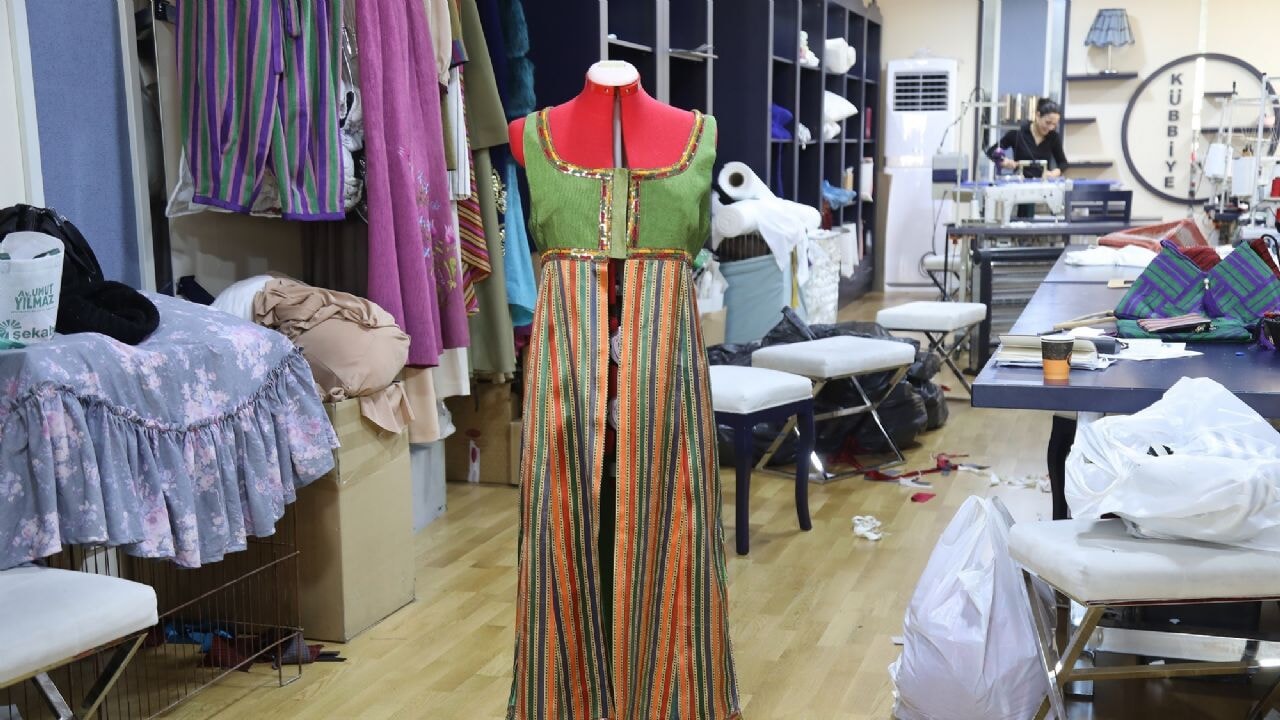 Saray kumaşı 'Kutnu' geleceğe taşınıyor