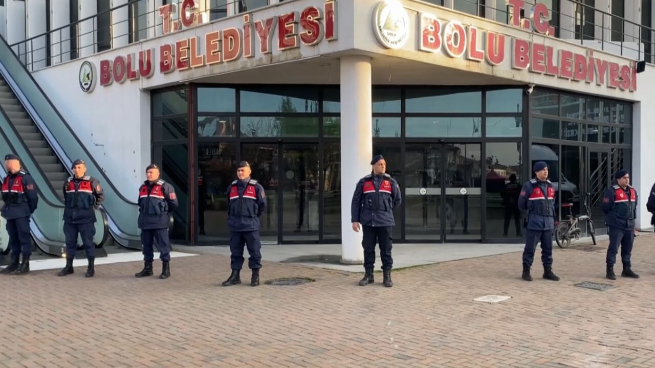 Bolu Belediyesi'ne operasyon