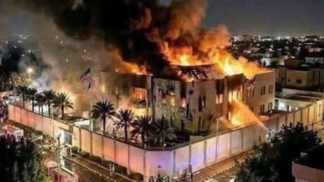 İran: ABD'nin Riyad Büyükelçiliği'ne İsrail saldırdı