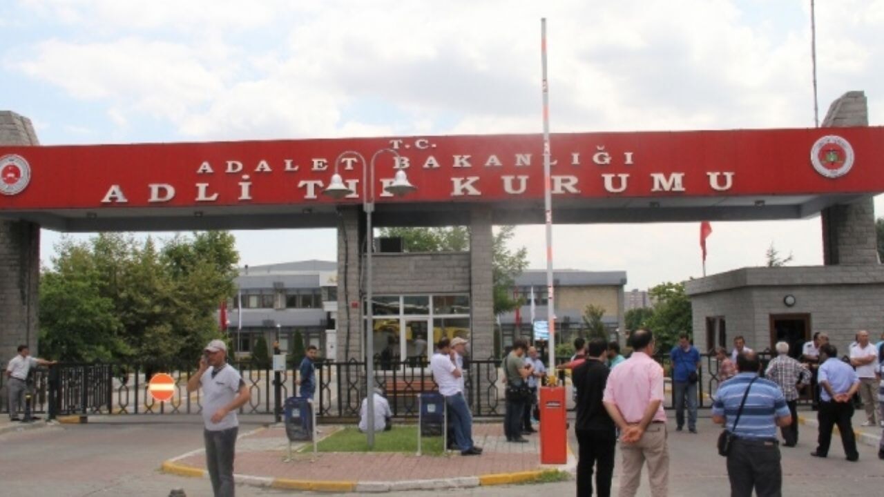 Ünlülerin saç örnekleri alındı