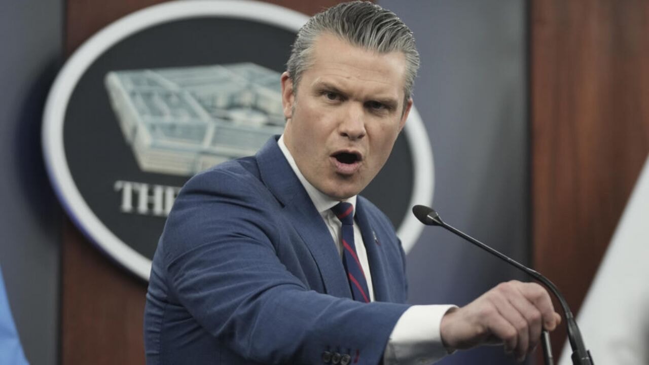 Hegseth: 'Hiçbir yere gitmiyoruz'