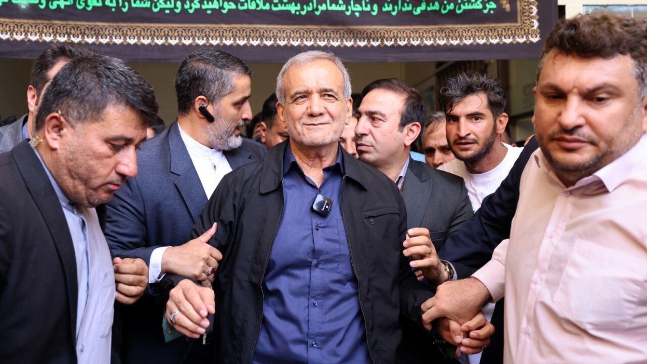 Pezeşkiyan'dan Türkiye'ye övgü