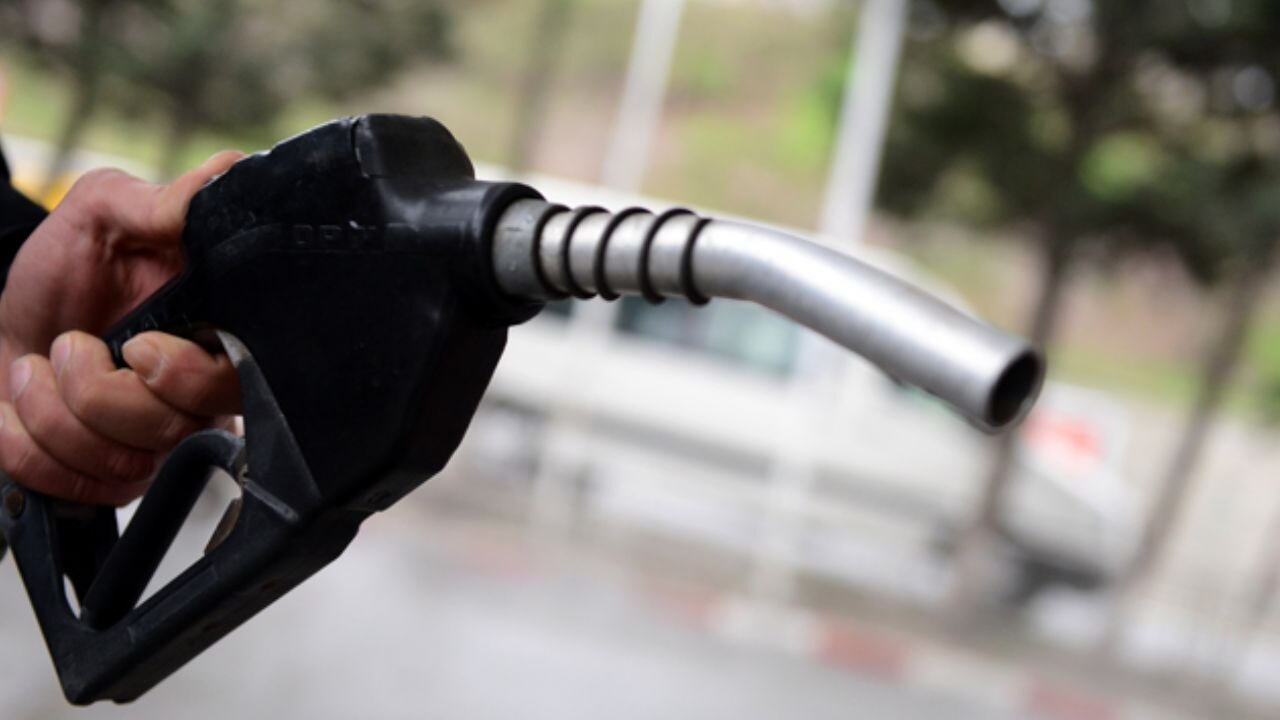 Akaryakıtta gün aşırı değişim! Bu sefer indirim geldi