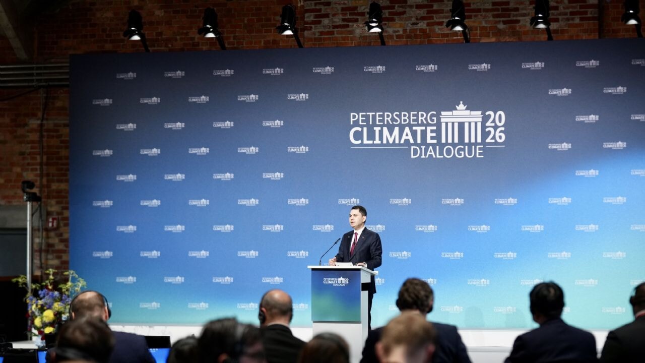 COP31 Başkanı Kurum, Berlin'de 40'tan fazla ülkenin iklim bakanlarına hitap etti