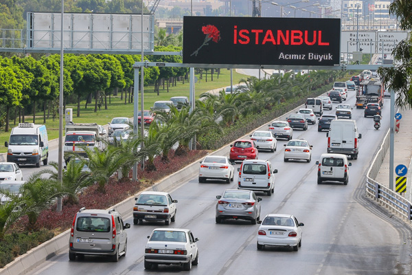 İzmir'den İstanbul'a: 'Acımız büyük!'