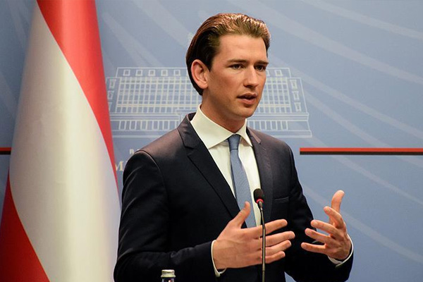 'Sığınmacı politikası AB'yi bölecek'